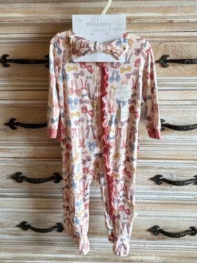 Milk berry Ribbon 2 Piece Set Onesie 6 - 9 Months Baby Girl